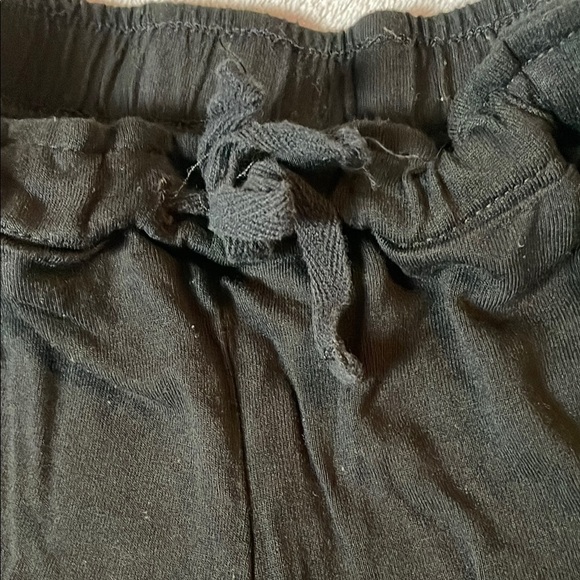 Hurley Black Athletic Shorts with Drawstring Waistband - Picture 3 of 5